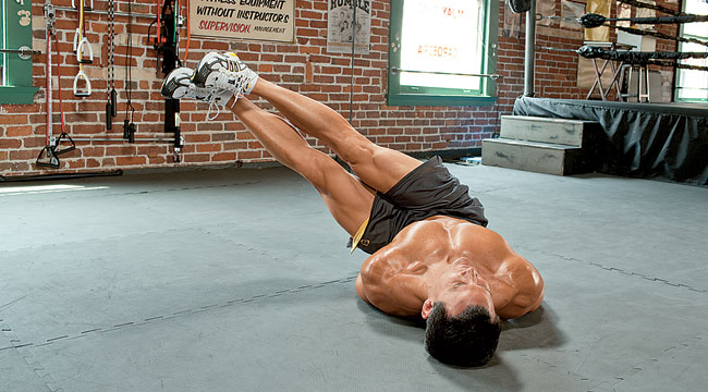Master the Windshield Wiper for Amazing Abs - Muscle & Fitness